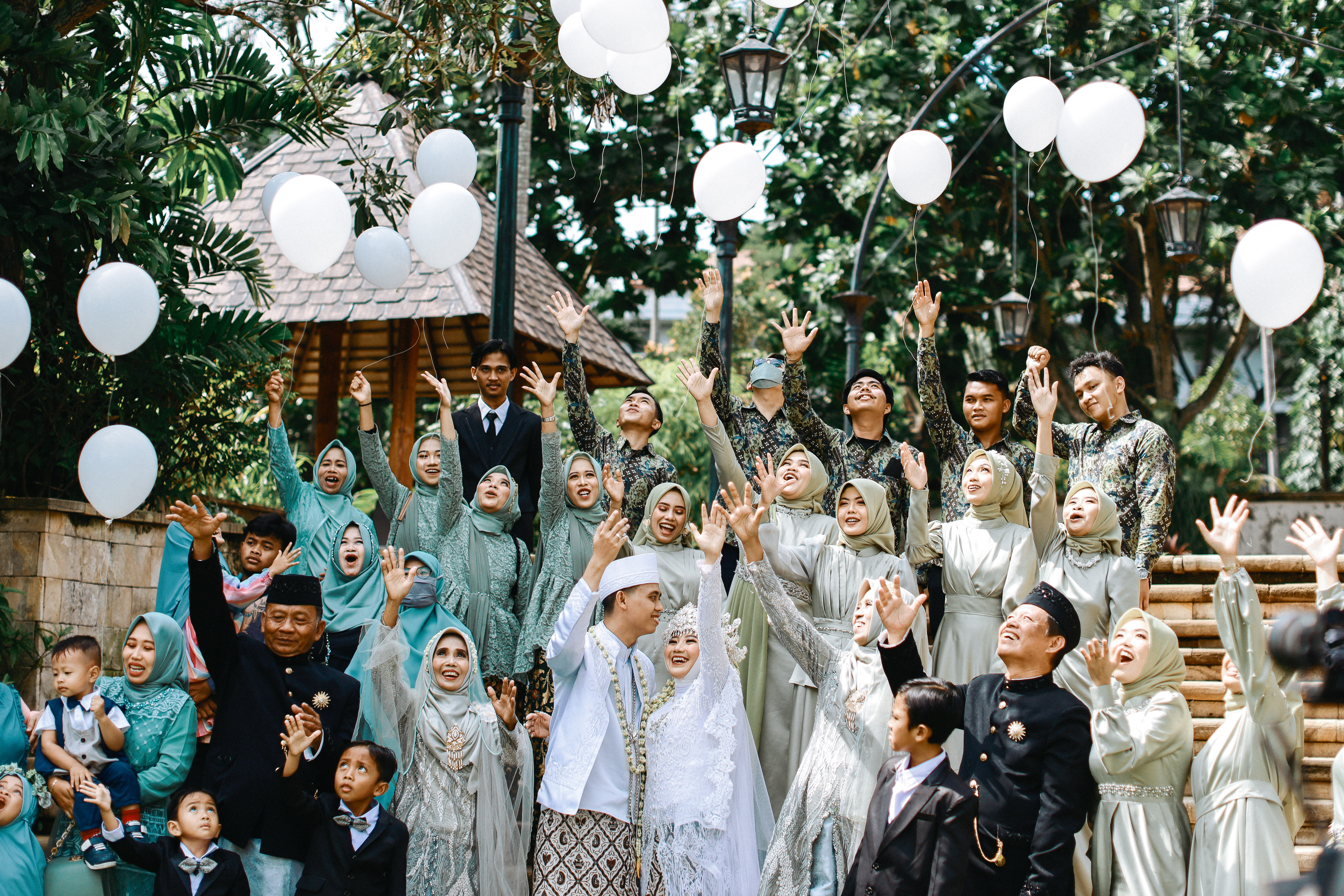 Pelepasan Balon Wedding Rina & Ivan